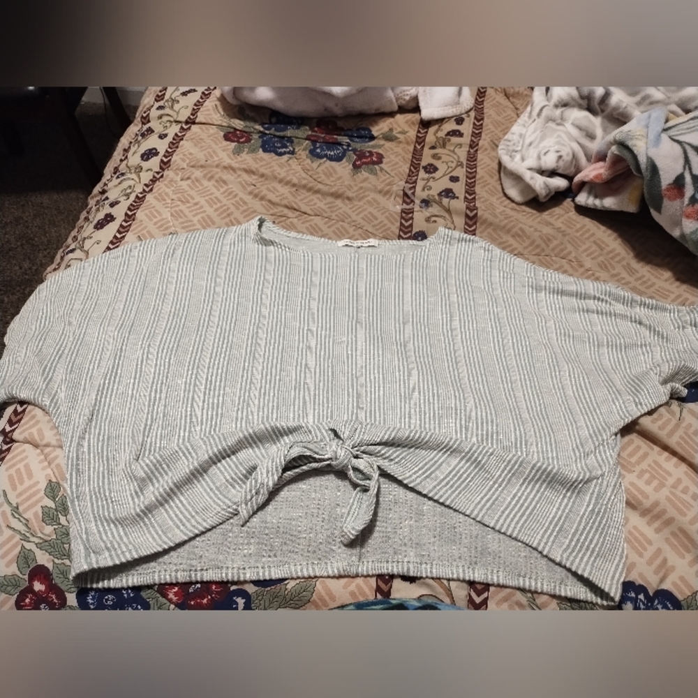 2 Colored Shirted